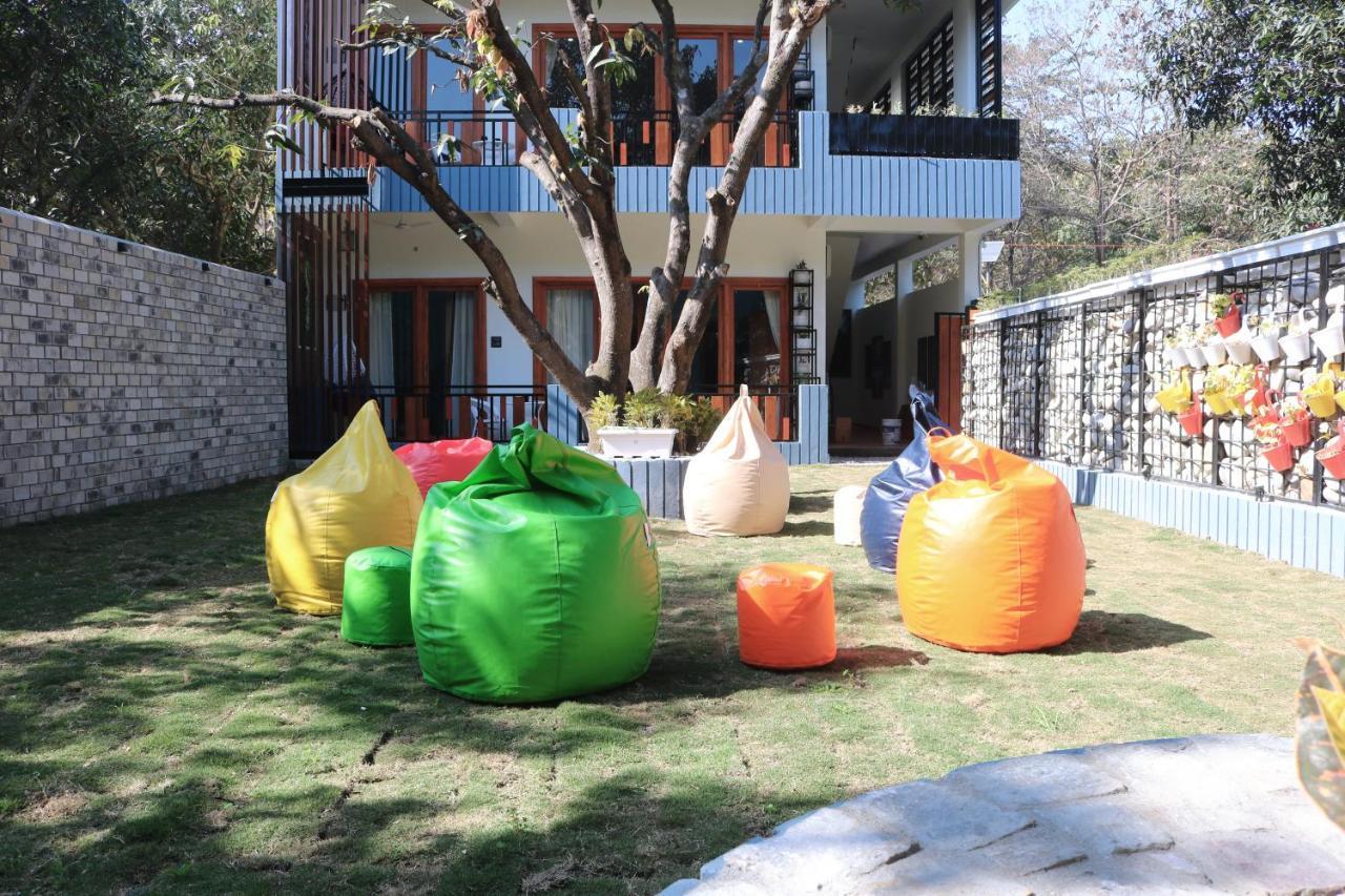 Barefoot Homestays Рамнагар Екстериор снимка